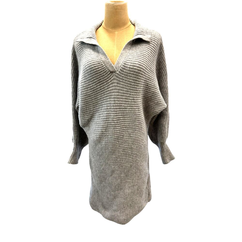 Knit Grey Sweater.Longer Length.‎ Stretchy, Soft.